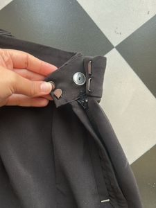 H&amp;M Black High-Waisted Shorts