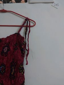 Sleevless Crop Top