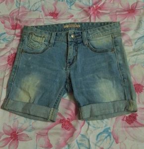 Aesthetic Y2K Acid Wasted Denim Shorts