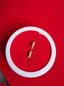 Beautiful New Small Stone Earrings 😍 Gold