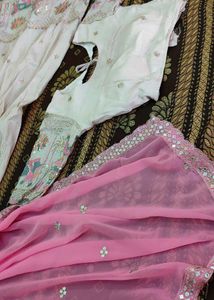 Off White Lehnga With Pink Dupatta
