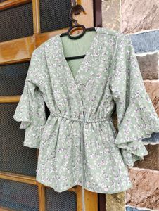 Floral Green Top