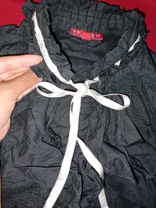 Y2K Shirt 🫧🐈‍⬛