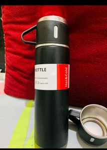 Vacuum Bottle &amp; Mug Set New With Tag