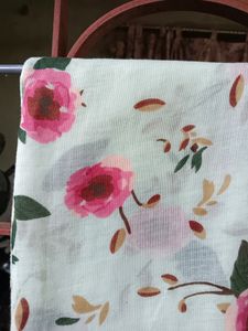 Branded Beautiful Soft Scarf For Women 💚🤍💚🤍