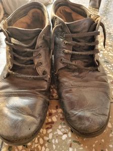 Brown Leather Lace-Up Boots