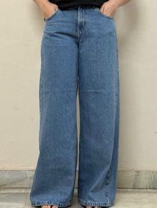 Light Wash Wide Leg Jeans