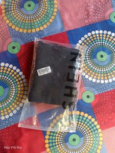 Chic Black Pencil Skirt