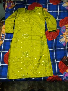 Elegant Green Kurta &amp; Pant Set