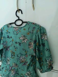 Floral Print Peplum Top