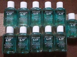 11 Pcs Myglamm  Lit Nail Enamel Remover
