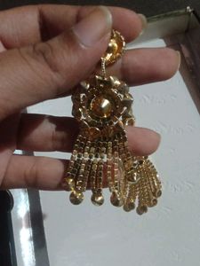 Golden Stone Earrings.