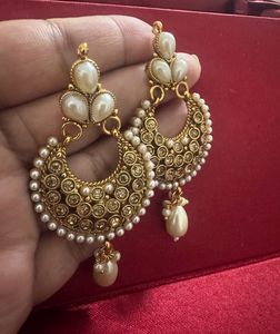 Beautiful Pearl And Stones Earrings