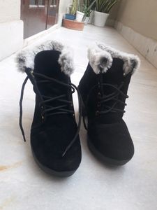 Black Boots