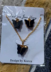 Butterfly Necklace &amp; Earring Set