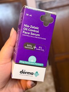 Derma Co Nia Zelaic