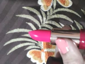 Lakme Ultimate Glam Lipstick