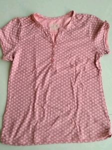 Peach Top Size: Medium