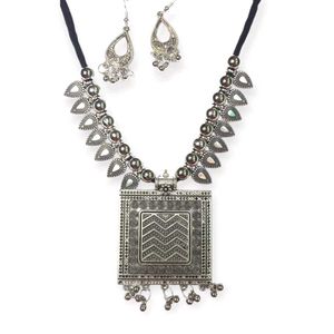 Statement Silver Necklace
