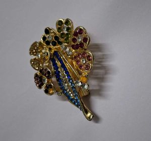 Brooches Pin