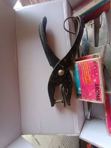 Huge Stapler With Pin