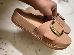 Chic Buckle Slides