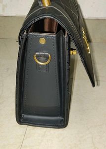 Elegant Handbag
