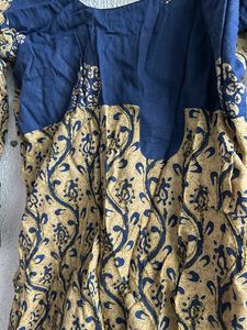 Kurti Set-Beautiful BlueCream With Chudidar