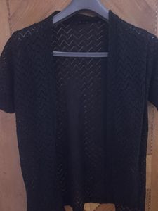 Black Knit Shurg