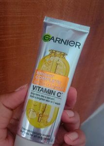 Garnier Vitamin C Serum Cleanser