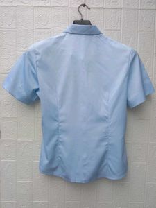 New with tag Cute Light Blue Button-Up Shirt