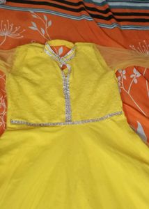 Yellow Net Gwan Curidar Duppata Sets