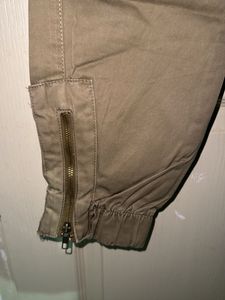 Comfortable Cargos for Travel &amp; Leisure Wear