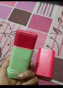 NEW RED MATTE CREAMY BLUSHER