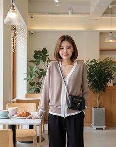 Korean Taupe Knit Zip-Up Cardigan