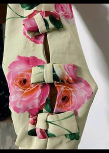 floral top