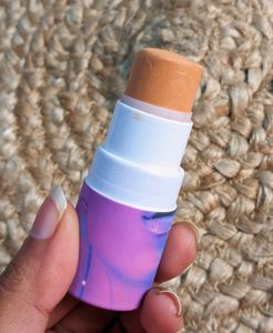 Myglamm Pose Hd Foundation