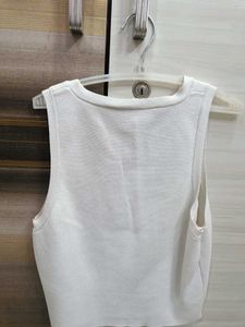 Chic White Sleeveless Crop Top
