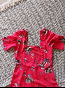 Midi Slit Dress      Never Worn.   No Bargaining Please Consider
