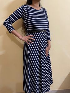 Price  Drop! Metro fasion Women flared