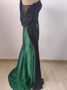 Emerald &amp; Black One-Shoulder Gown