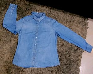 2 Set Quality Women shirts &amp; jeans