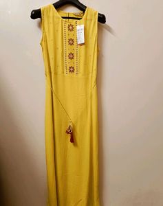 Sleeveless Long Dress