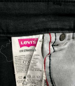 Levi&#39;s 523 Black Skinny Jeans