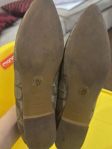 Coach Flats Authentic
