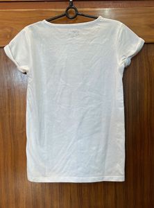 Cute white Tee
