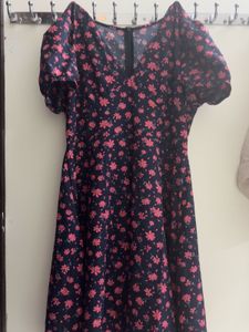 Floral Print V-Neck Mini Dress