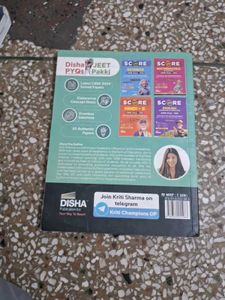 Score 100 Social Science Book Class 10th