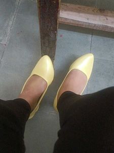 Yellow Heels 👠