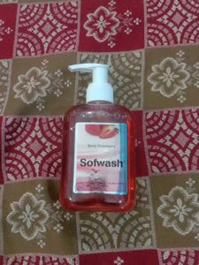 Sofwash Berry Strawberry Hand Soap